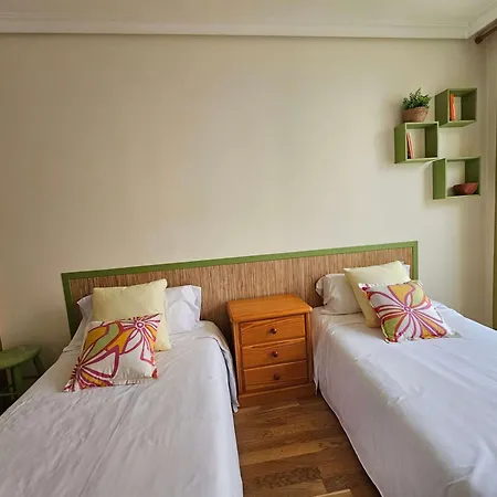 Piso En El Centro De Cerca De Playa America Appartement Nigrán